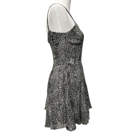 Vintage 90s Y2K Mini Dress Snakeskin Print Fit Flare Spaghetti Straps Women’s S - Picture 3 of 10